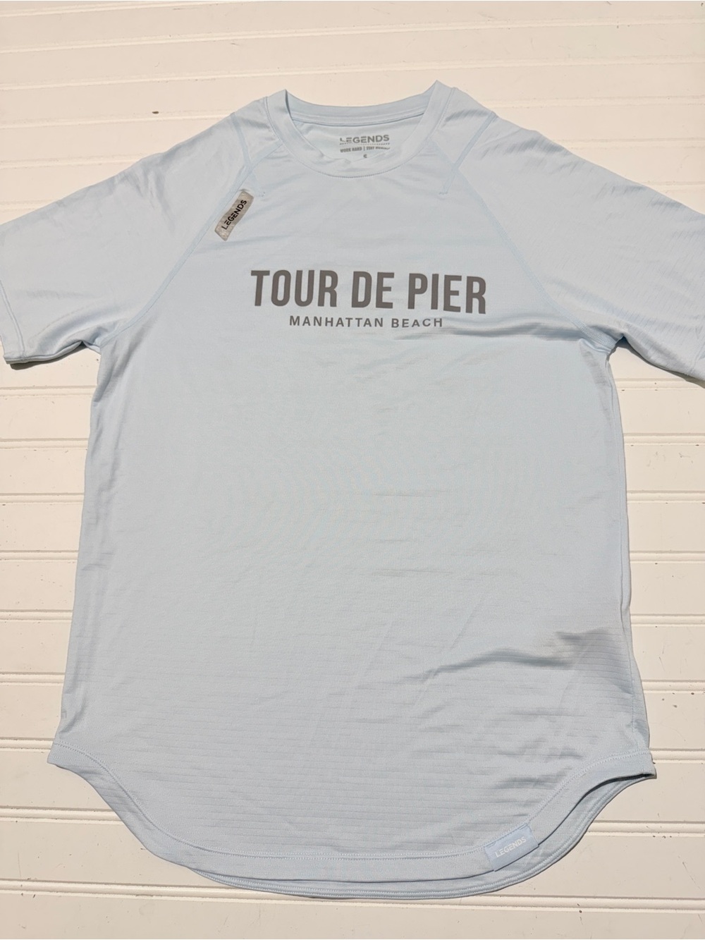 Legends Enzo Tour De Pier Manhattan Beach Performance Shirt Men’s Small
